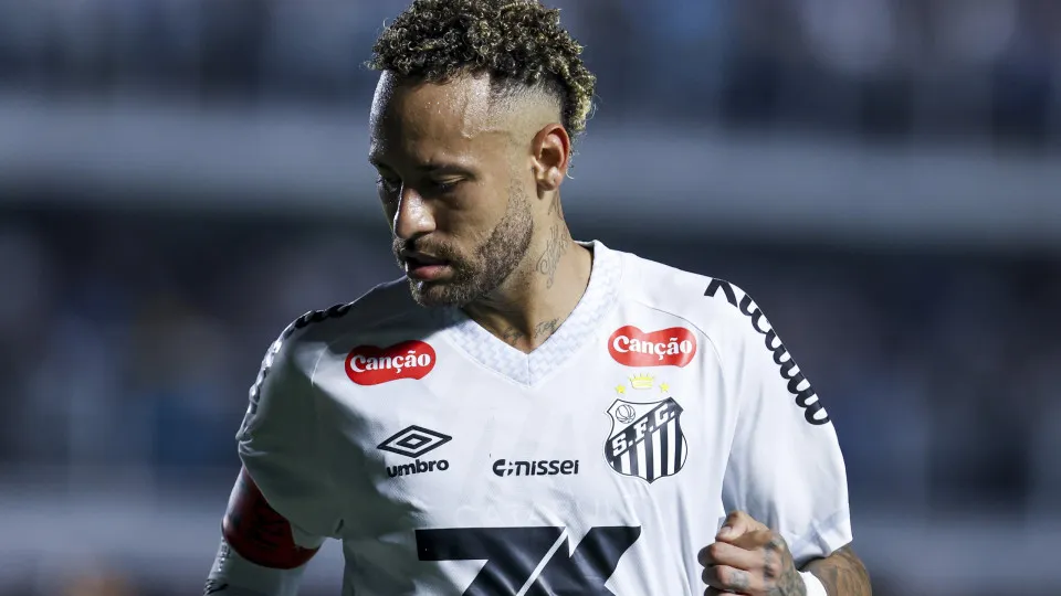 Neymar manda recado a Coutinho após adeus ao Vasco