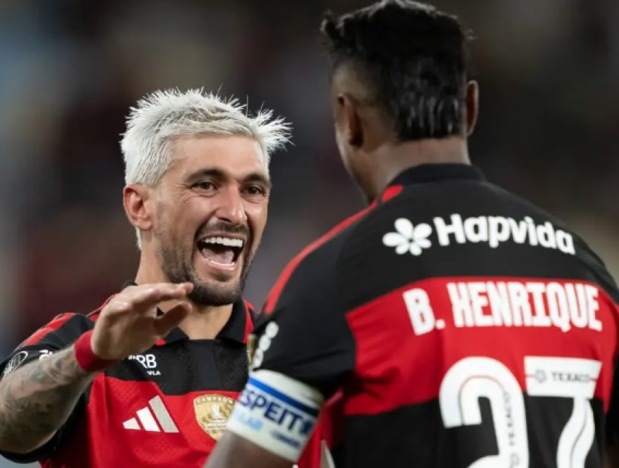 Flamengo goleia e mantém 100% na Libertadores com show no Maracanã