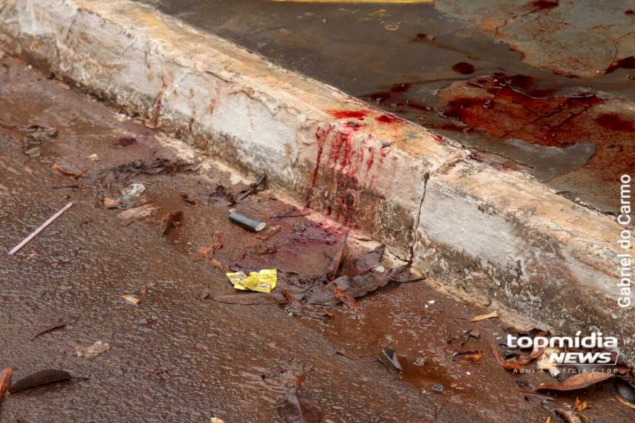 Jovem de 18 anos é morto a tiros ao ser chamado no portão de casa em Aparecida do Taboado