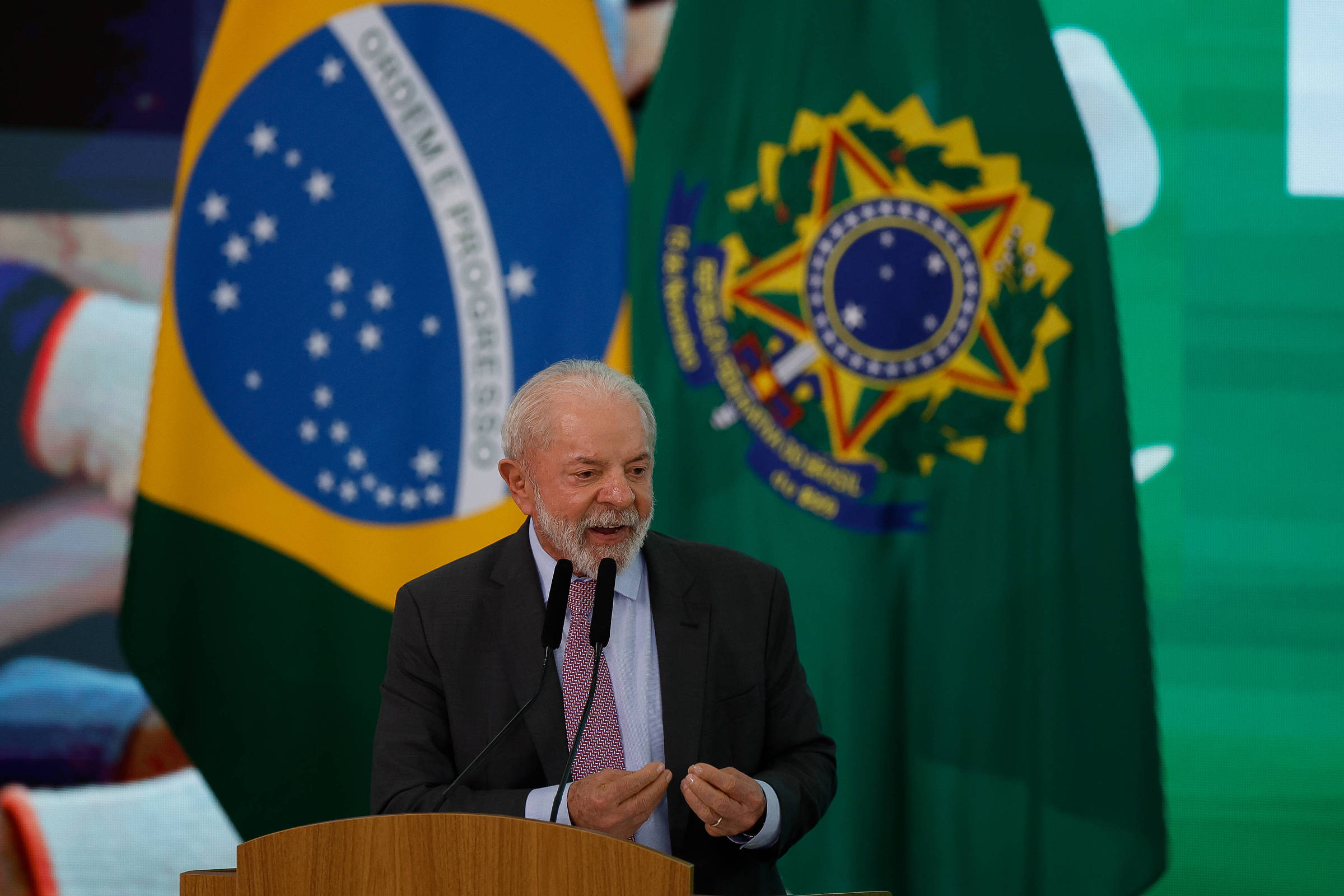 Lula diz que se uma mulher batesse em um homem, ele não contaria por vergonha