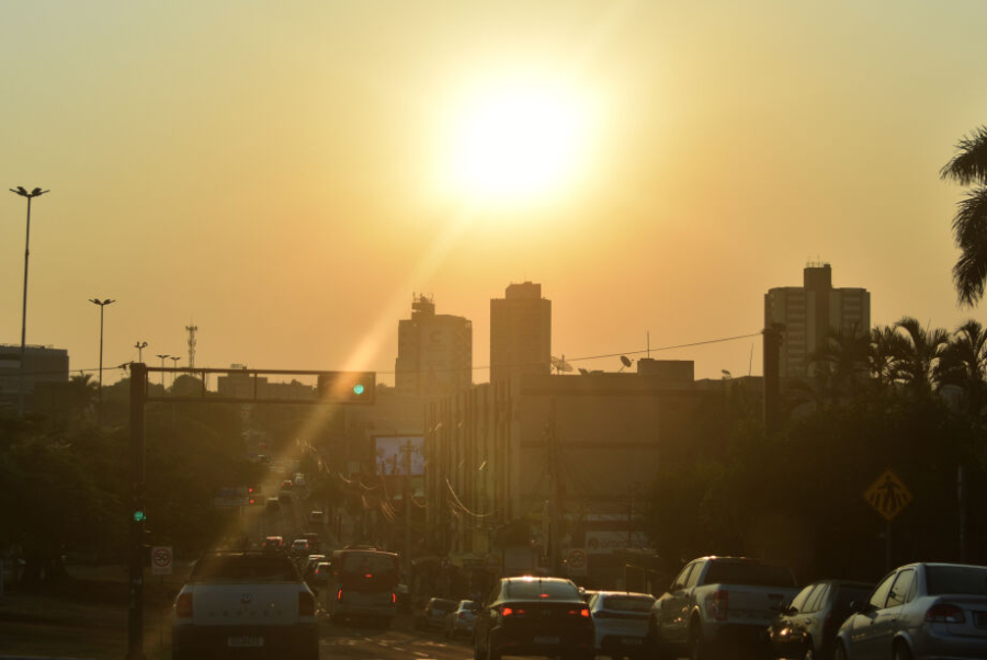 Após frio, calor volta, mas tempo refresca novamente na segunda-feira