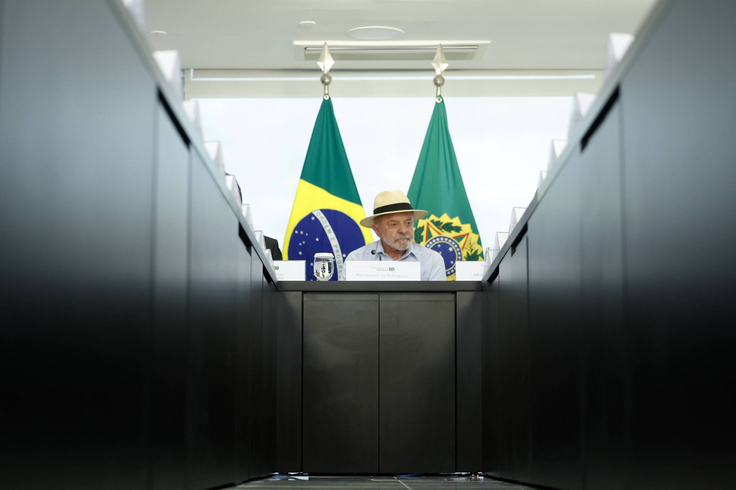 Lula tem encontro com Alcolumbre, em gesto de aproximação três meses após rejeição de Messias