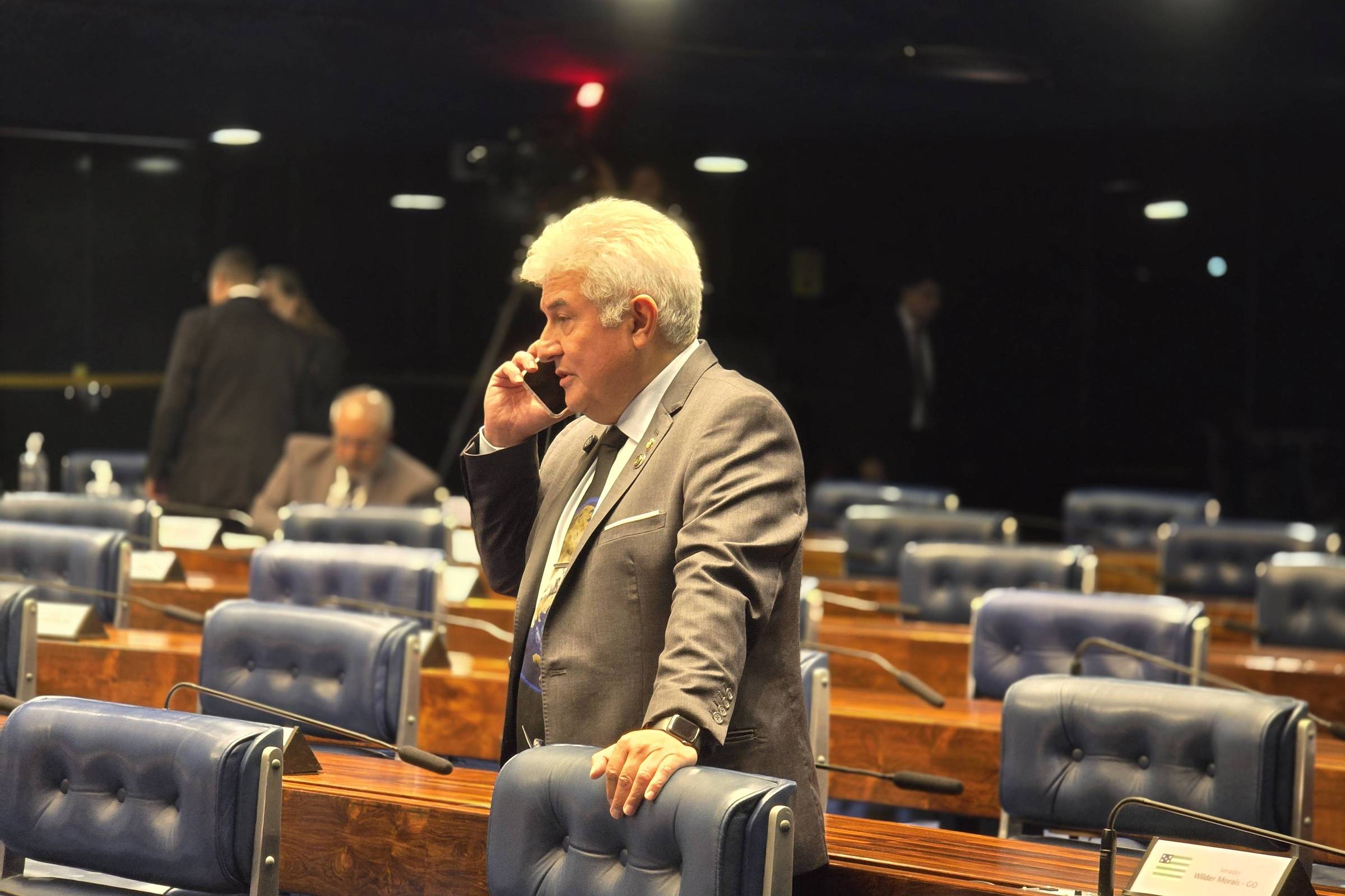 Senador Marcos Pontes é alvo de queixas por se engajar pouco em campanha
