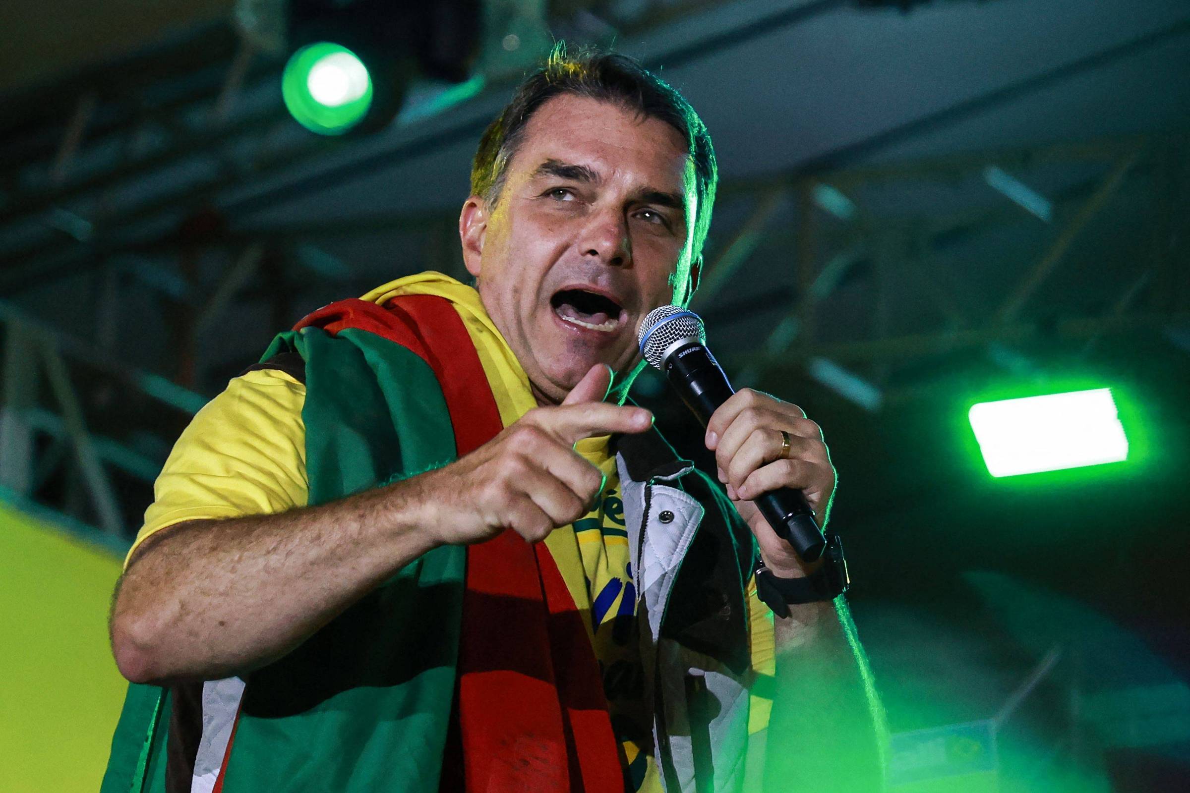 Ampliar mandato em PEC do fim da reeleição pode ser inconstitucional, dizem especialistas